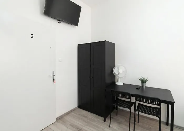 Quick Access To Center - Simple Private With Wifi Apartment Vienna